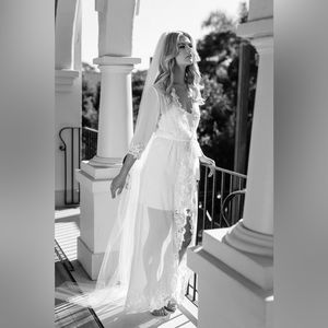 LeRose Iris Lace Trim Maxi Robe